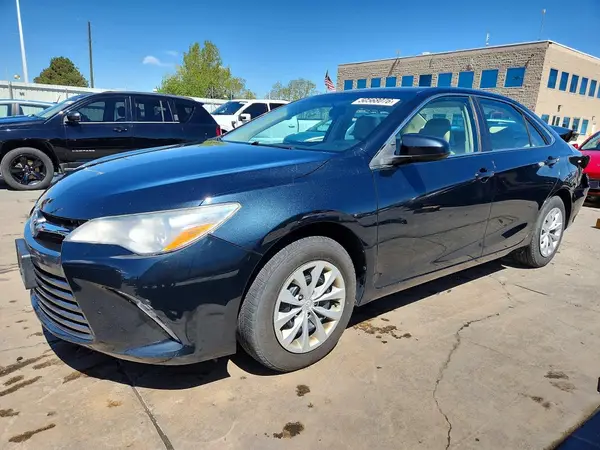4T1BF1FK8HU786233 2017 TOYOTA CAMRY - Image 1