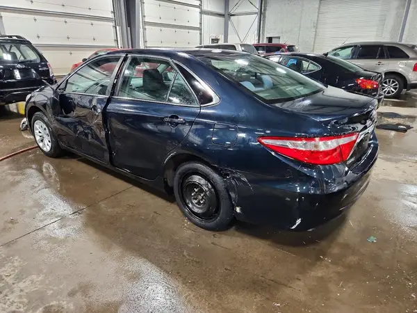 4T1BF1FK8HU787205 2017 TOYOTA CAMRY - Image 2
