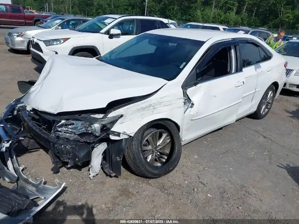4T1BF1FK8HU788872 2017 TOYOTA CAMRY - Image 2