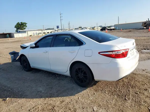 4T1BF1FK8HU790329 2017 TOYOTA CAMRY - Image 2