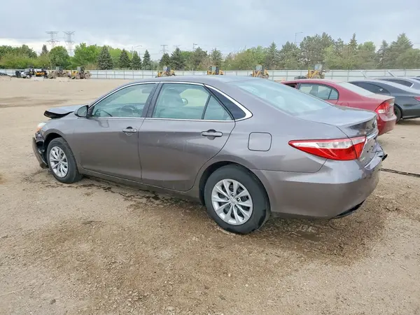 4T1BF1FK8HU792436 2017 TOYOTA CAMRY - Image 2