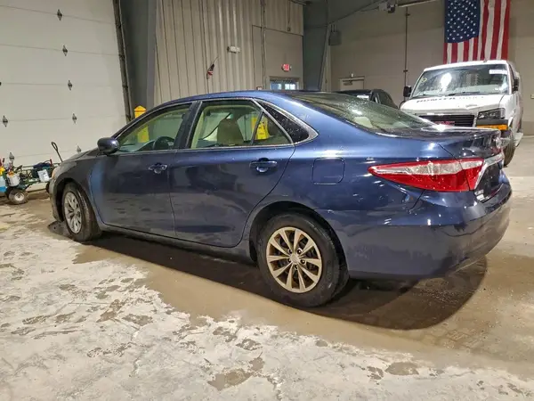 4T1BF1FK8HU794347 2017 TOYOTA CAMRY - Image 2