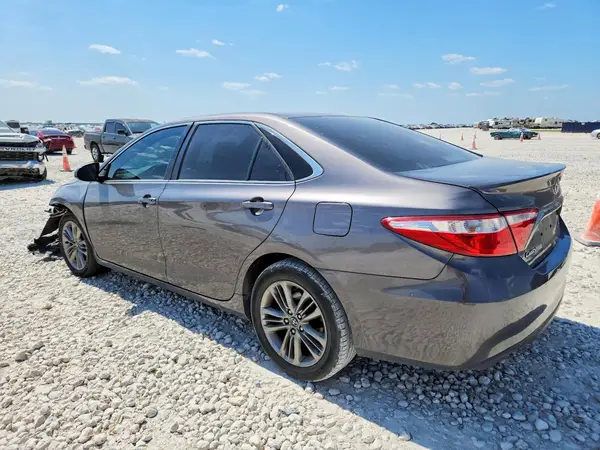 4T1BF1FK8HU795112 2017 TOYOTA CAMRY - Image 2