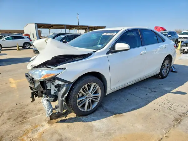 4T1BF1FK8HU795353 2017 TOYOTA CAMRY - Image 1