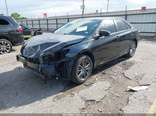 4T1BF1FK8HU803368 2017 TOYOTA CAMRY - Image 2