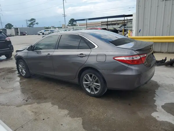 4T1BF1FK8HU805055 2017 TOYOTA CAMRY - Image 2