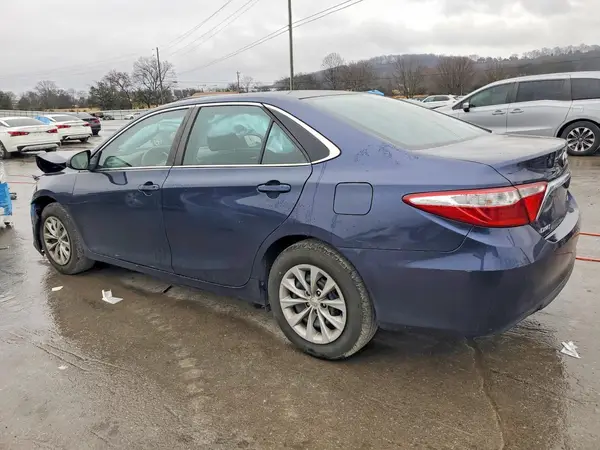 4T1BF1FK8HU811017 2017 TOYOTA CAMRY - Image 2