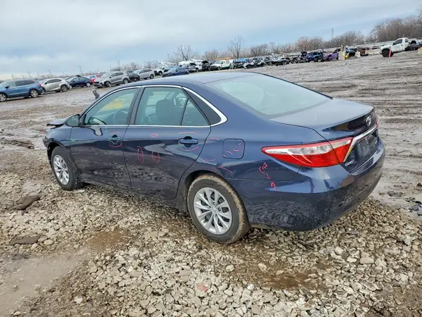 4T1BF1FK8HU813429 2017 TOYOTA CAMRY - Image 2