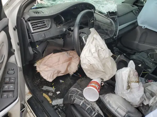 4T1BF1FK9GU120643 2016 TOYOTA CAMRY - Image 8