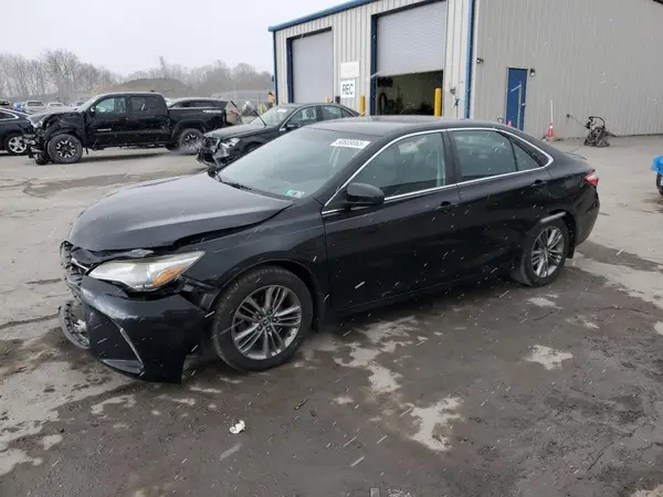 4T1BF1FK9GU121615 2016 TOYOTA CAMRY - Image 1
