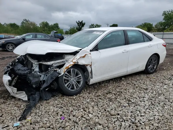 4T1BF1FK9GU126118 2016 TOYOTA CAMRY - Image 1