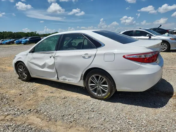 4T1BF1FK9GU126412 2016 TOYOTA CAMRY - Image 2