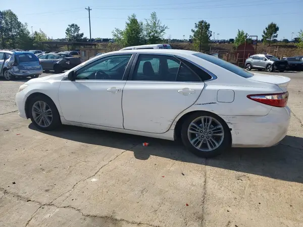 4T1BF1FK9GU127074 2016 TOYOTA CAMRY - Image 2