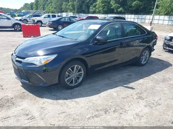 4T1BF1FK9GU130265 2016 TOYOTA CAMRY - Image 2