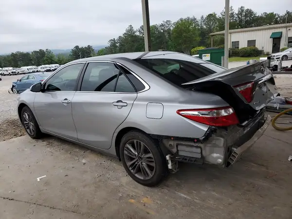 4T1BF1FK9GU131240 2016 TOYOTA CAMRY - Image 2