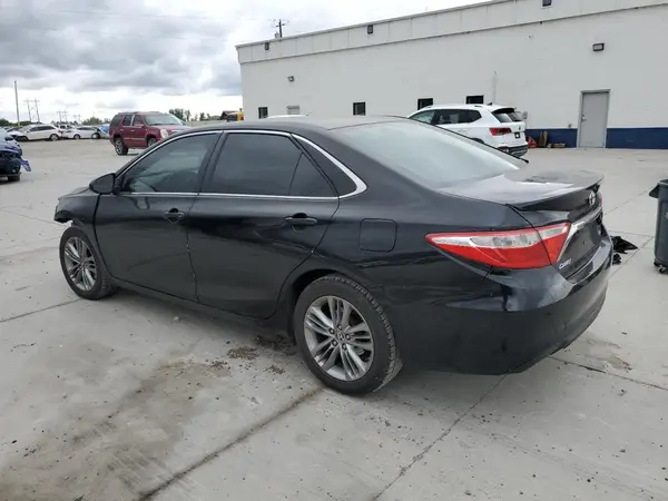 4T1BF1FK9GU133604 2016 TOYOTA CAMRY - Image 2