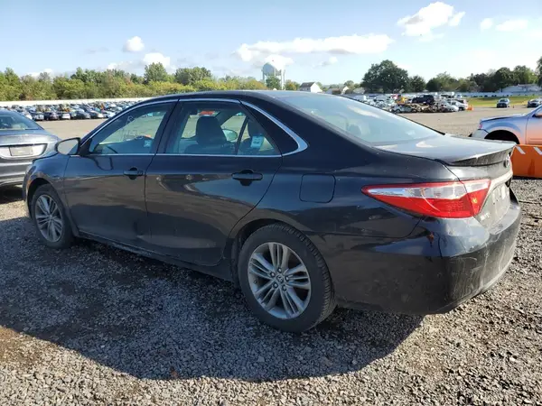 4T1BF1FK9GU134087 2016 TOYOTA CAMRY - Image 2
