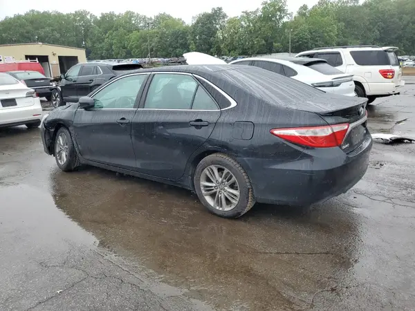4T1BF1FK9GU138883 2016 TOYOTA CAMRY - Image 2
