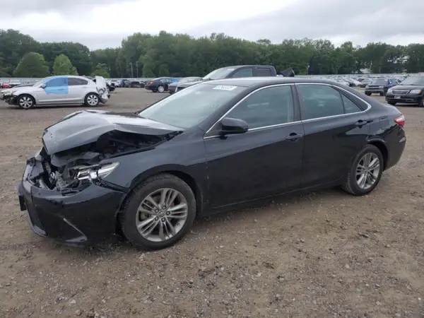 4T1BF1FK9GU140276 2016 TOYOTA CAMRY - Image 1