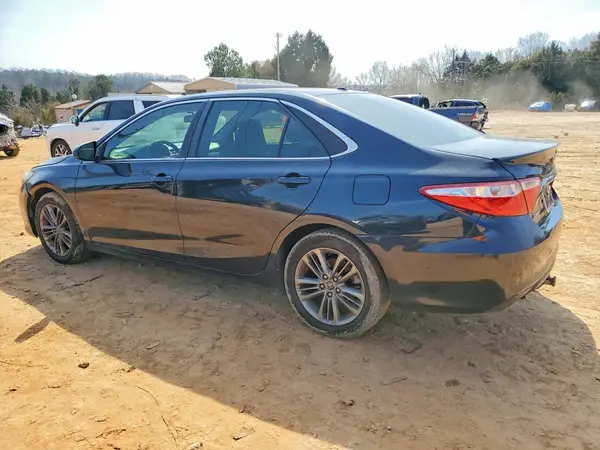 4T1BF1FK9GU155697 2016 TOYOTA CAMRY - Image 2