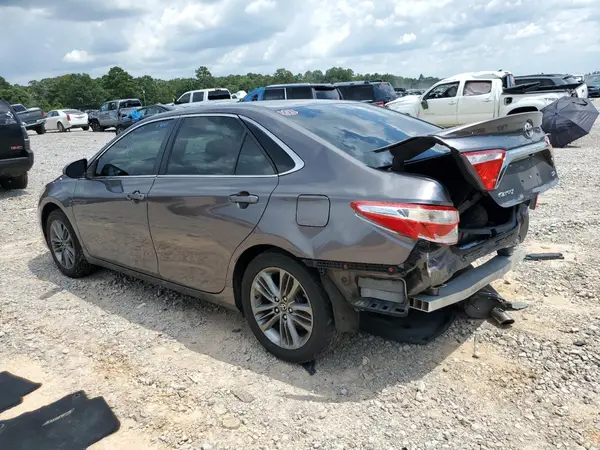 4T1BF1FK9GU156753 2016 TOYOTA CAMRY - Image 2