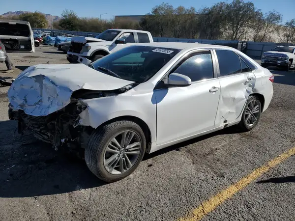 4T1BF1FK9GU159054 2016 TOYOTA CAMRY - Image 1