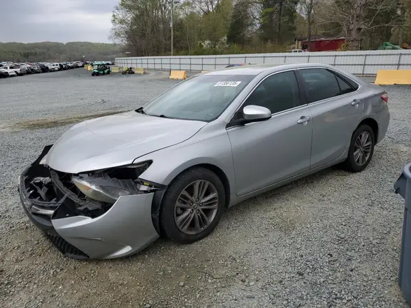 4T1BF1FK9GU161029 2016 TOYOTA CAMRY - Image 1