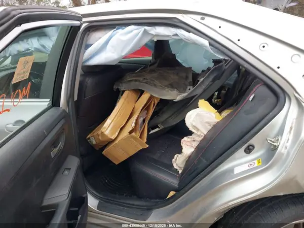 4T1BF1FK9GU171088 2016 TOYOTA CAMRY - Image 8