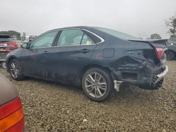 4T1BF1FK9GU173813 2016 TOYOTA CAMRY - Image 2