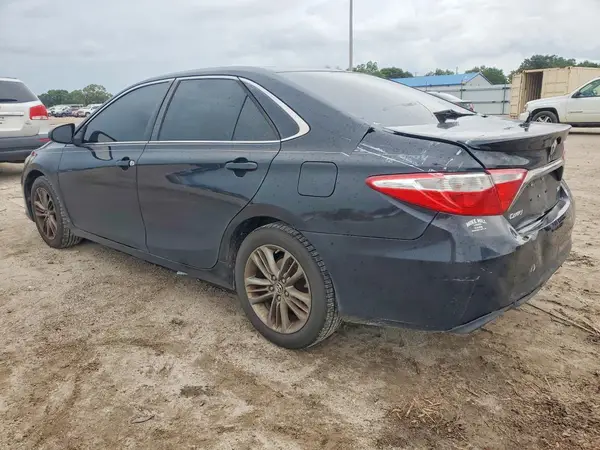 4T1BF1FK9GU174413 2016 TOYOTA CAMRY - Image 2