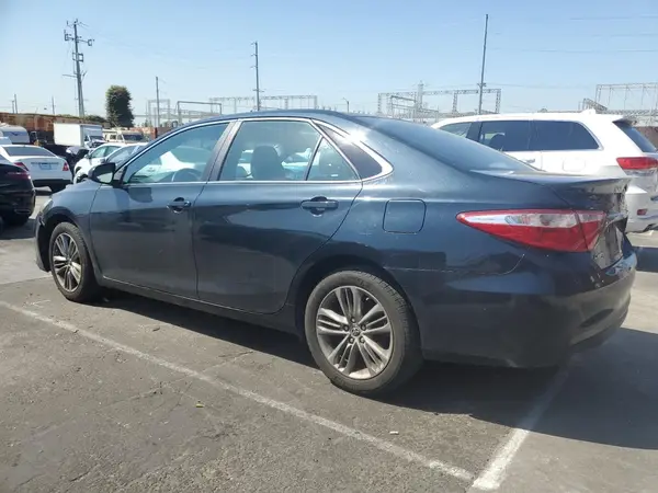 4T1BF1FK9GU177053 2016 TOYOTA CAMRY - Image 2