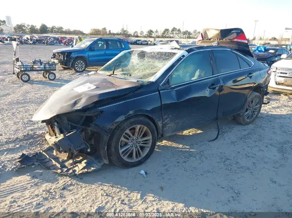 4T1BF1FK9GU186299 2016 TOYOTA CAMRY - Image 2