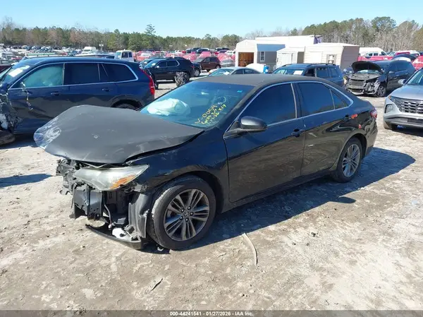 4T1BF1FK9GU190059 2016 TOYOTA CAMRY - Image 2