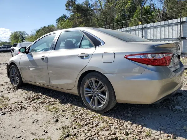4T1BF1FK9GU192720 2016 TOYOTA CAMRY - Image 2