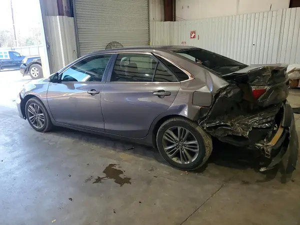 4T1BF1FK9GU194872 2016 TOYOTA CAMRY - Image 2