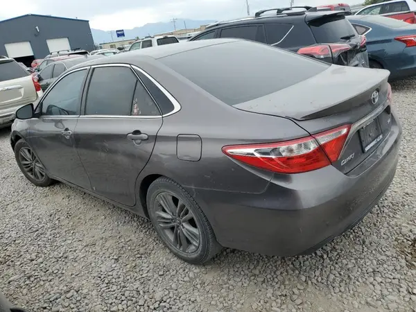 4T1BF1FK9GU198114 2016 TOYOTA CAMRY - Image 2