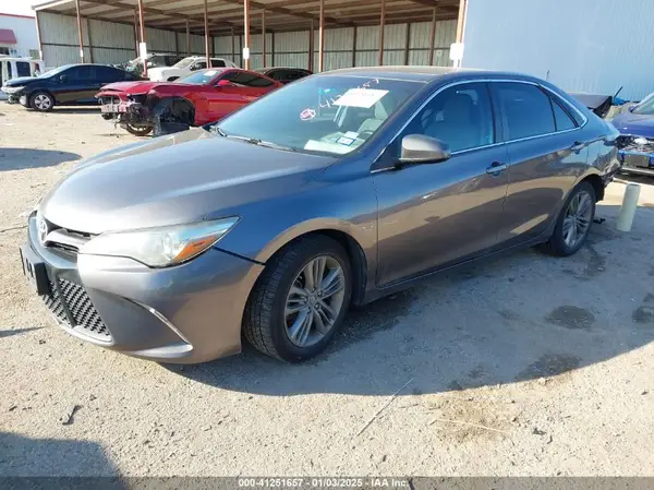 4T1BF1FK9GU200234 2016 TOYOTA CAMRY - Image 2