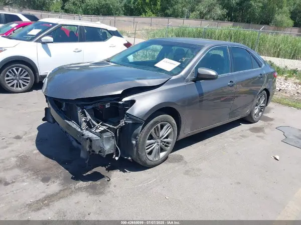 4T1BF1FK9GU201108 2016 TOYOTA CAMRY - Image 2