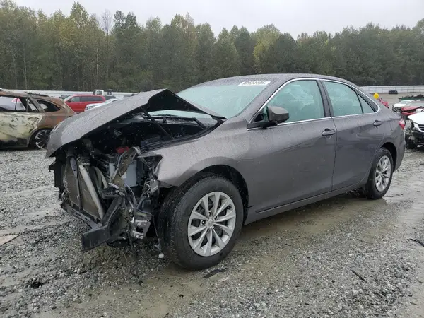 4T1BF1FK9GU201271 2016 TOYOTA CAMRY - Image 1