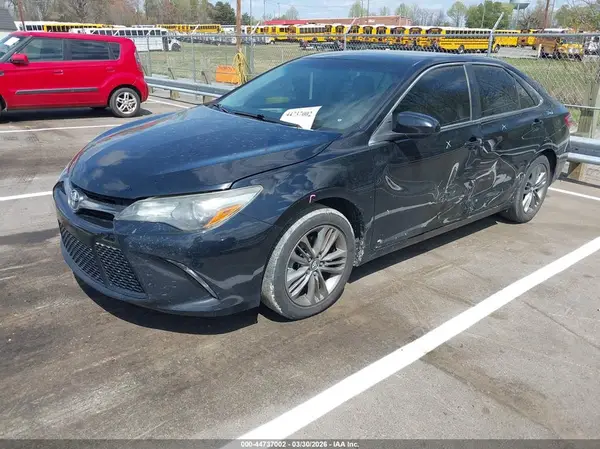 4T1BF1FK9GU205031 2016 TOYOTA CAMRY - Image 2