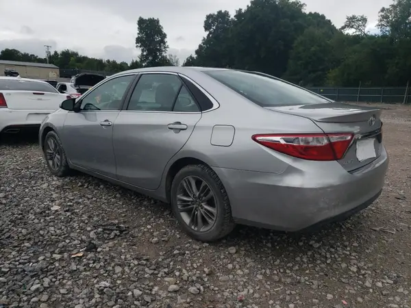 4T1BF1FK9GU208091 2016 TOYOTA CAMRY - Image 2