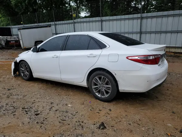 4T1BF1FK9GU211055 2016 TOYOTA CAMRY - Image 2