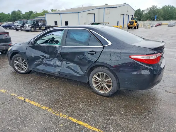 4T1BF1FK9GU212688 2016 TOYOTA CAMRY - Image 2