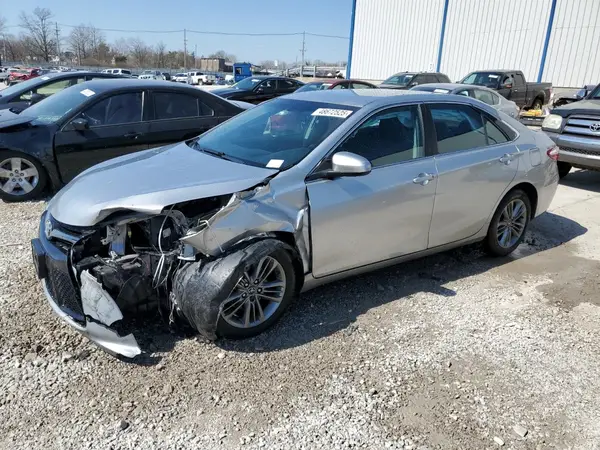 4T1BF1FK9GU212898 2016 TOYOTA CAMRY - Image 1