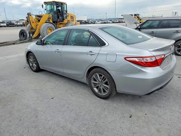 4T1BF1FK9GU213937 2016 TOYOTA CAMRY - Image 2