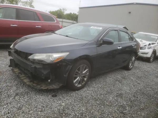 4T1BF1FK9GU216370 2016 TOYOTA CAMRY - Image 1