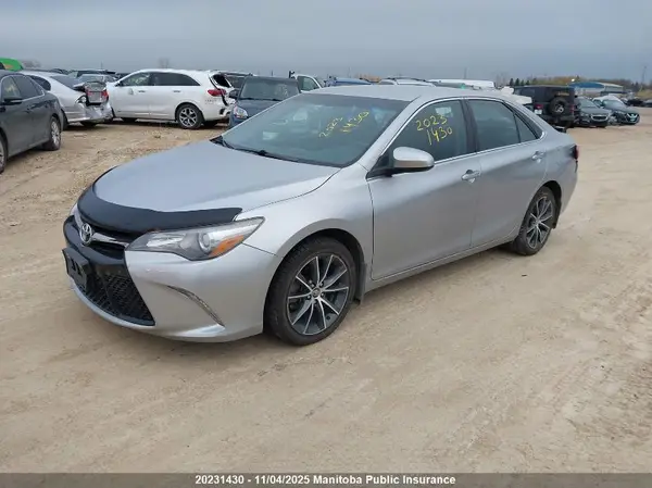 4T1BF1FK9GU220189 2016 TOYOTA CAMRY - Image 2