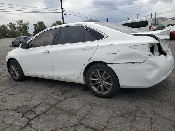 4T1BF1FK9GU224002 2016 TOYOTA CAMRY - Image 2