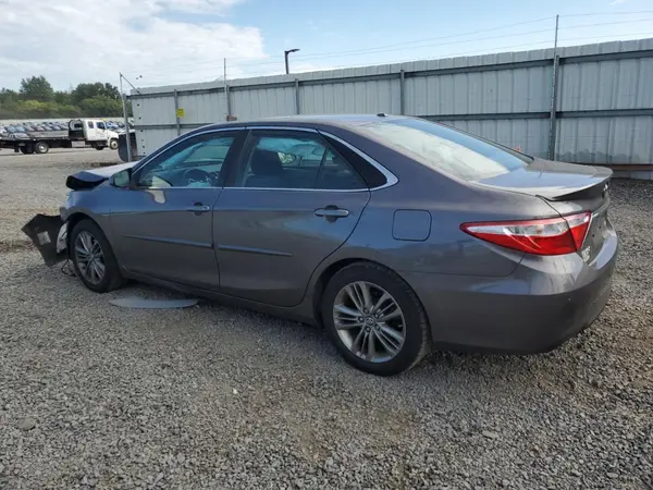 4T1BF1FK9GU224274 2016 TOYOTA CAMRY - Image 2