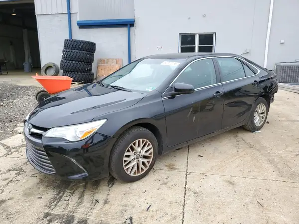 4T1BF1FK9GU236053 2016 TOYOTA CAMRY - Image 1